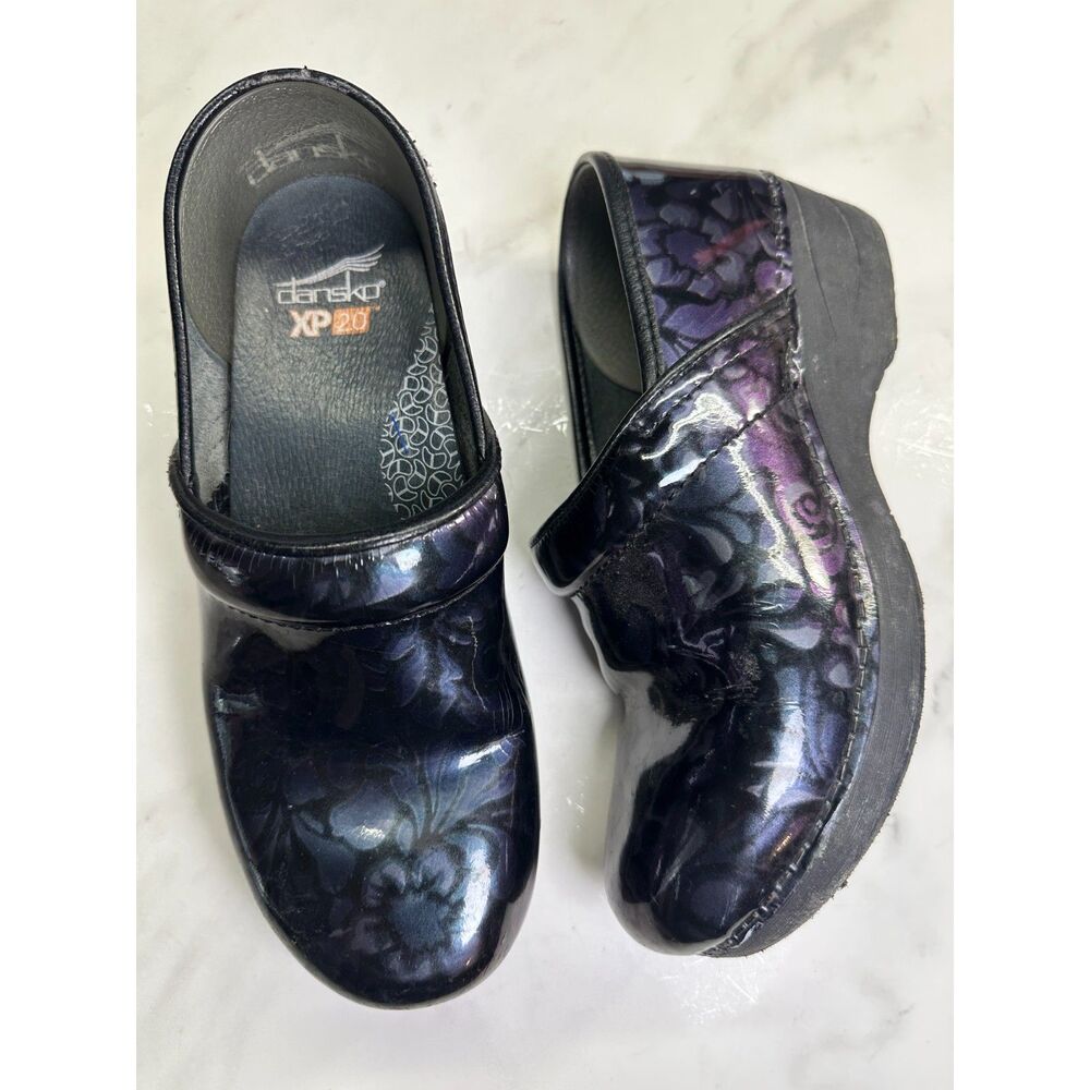 Dansko XP Iridescent Floral Purple Black Patent Leather Clogs, Nurse EU 38
